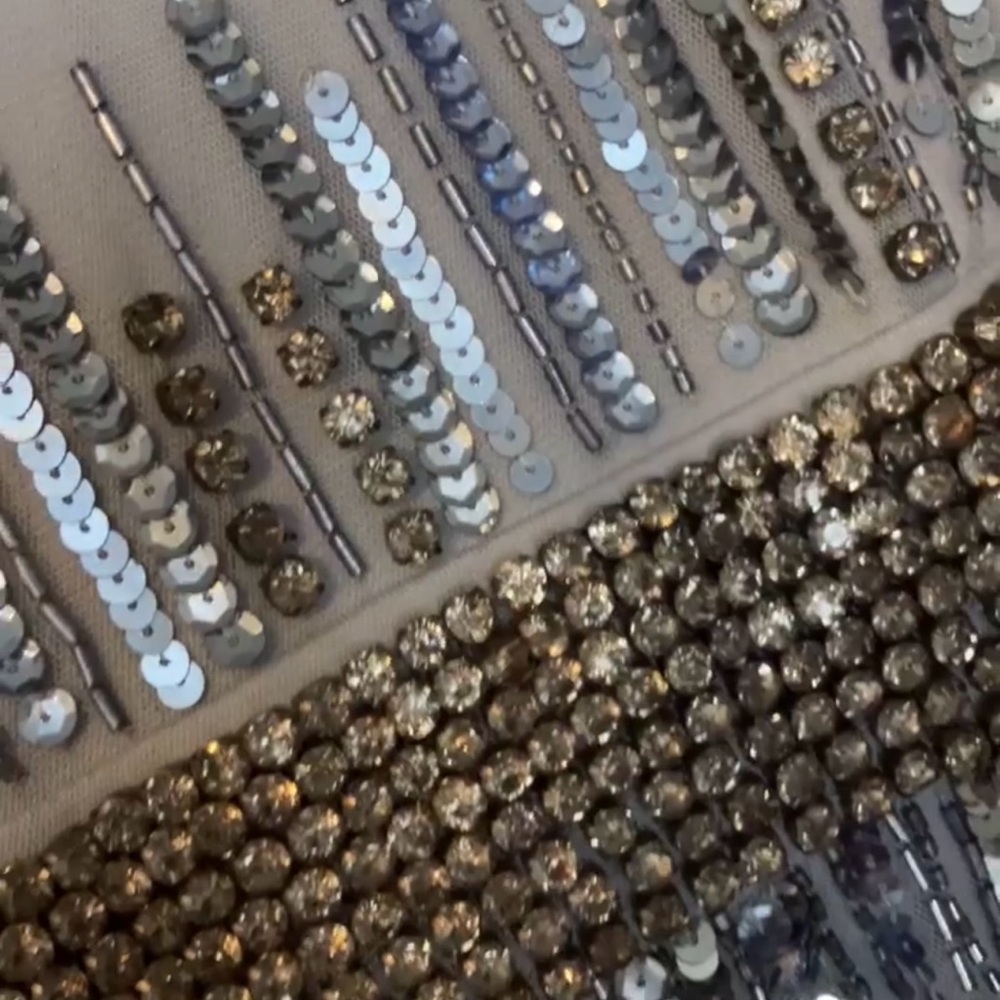 Mac Duggal Size 10 Flutter Sleeve Embroidered Mid… - image 4